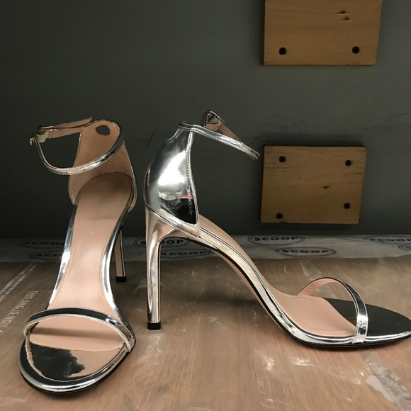 stuart weitzman brand